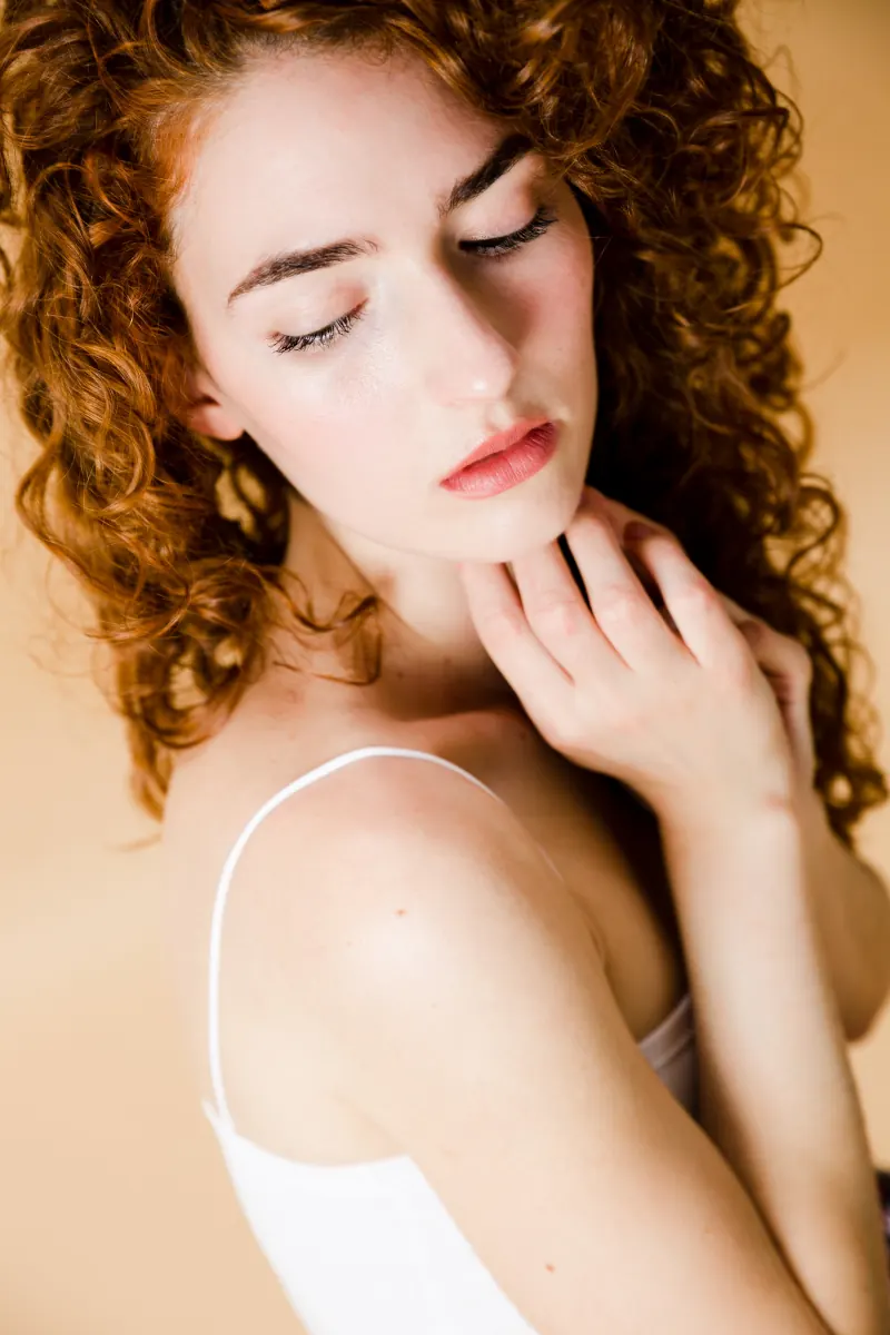 Redefinición Contorno Facial precio Málaga Clínica Aesophy